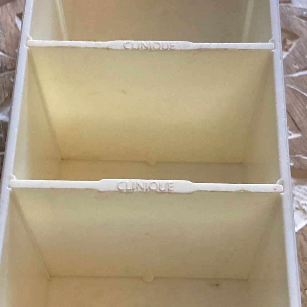 Clinique Cosmetics Tray Repositionable Sections